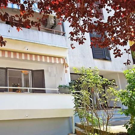 Apartment Henne *