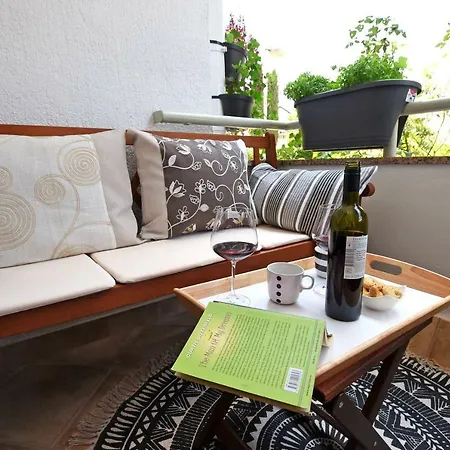Henne Apartment Porec