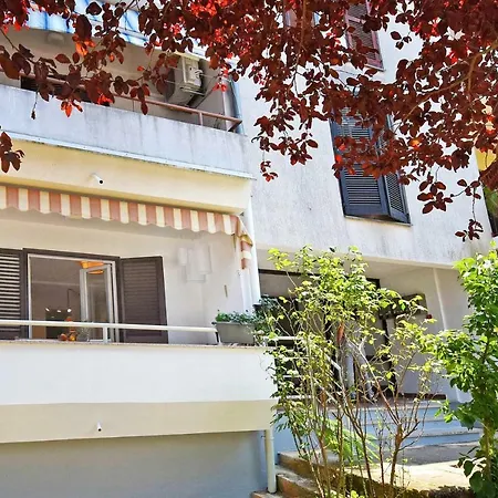 Apartment Henne *